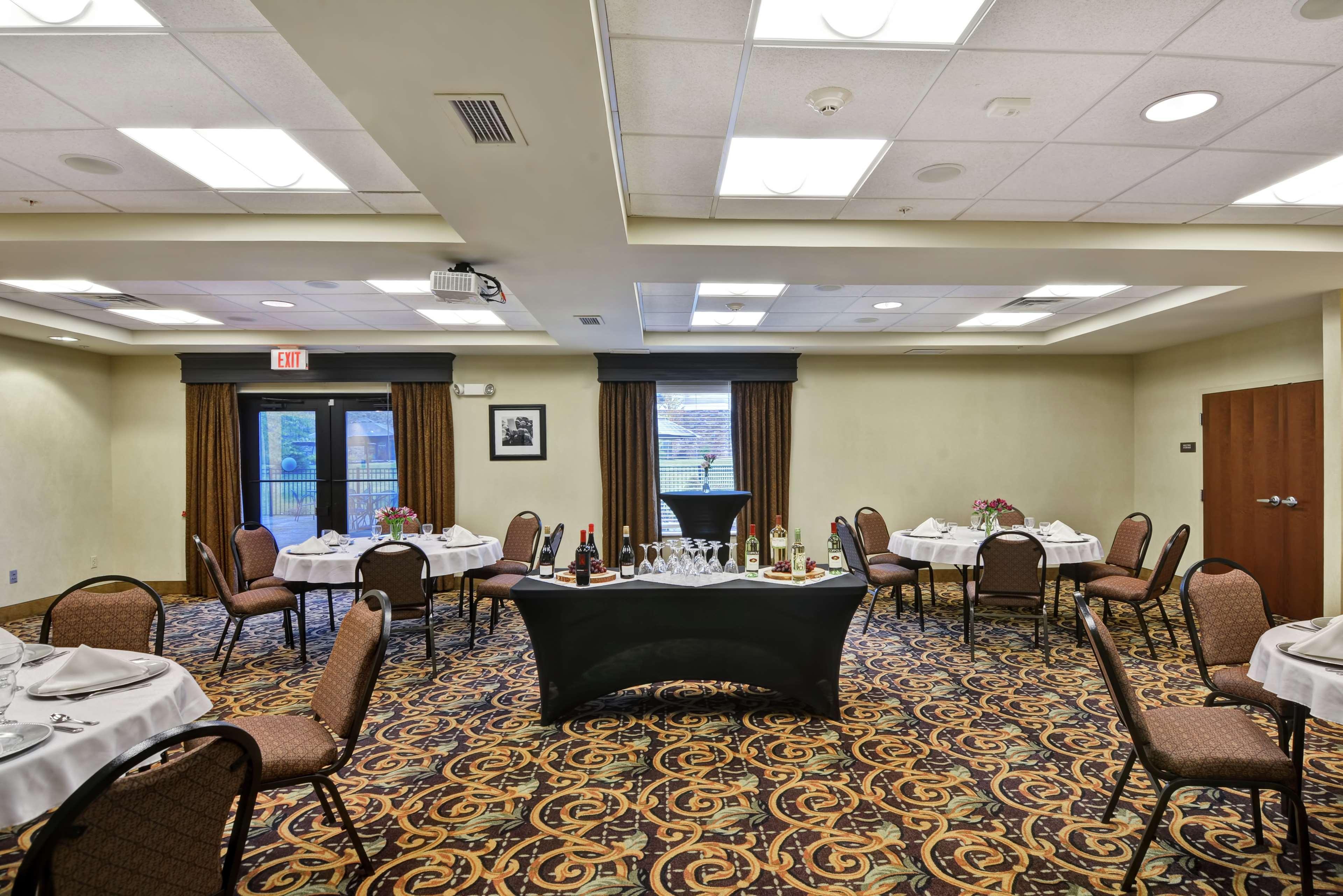 Hampton Inn And Suites New Hartford/Utica Extérieur photo