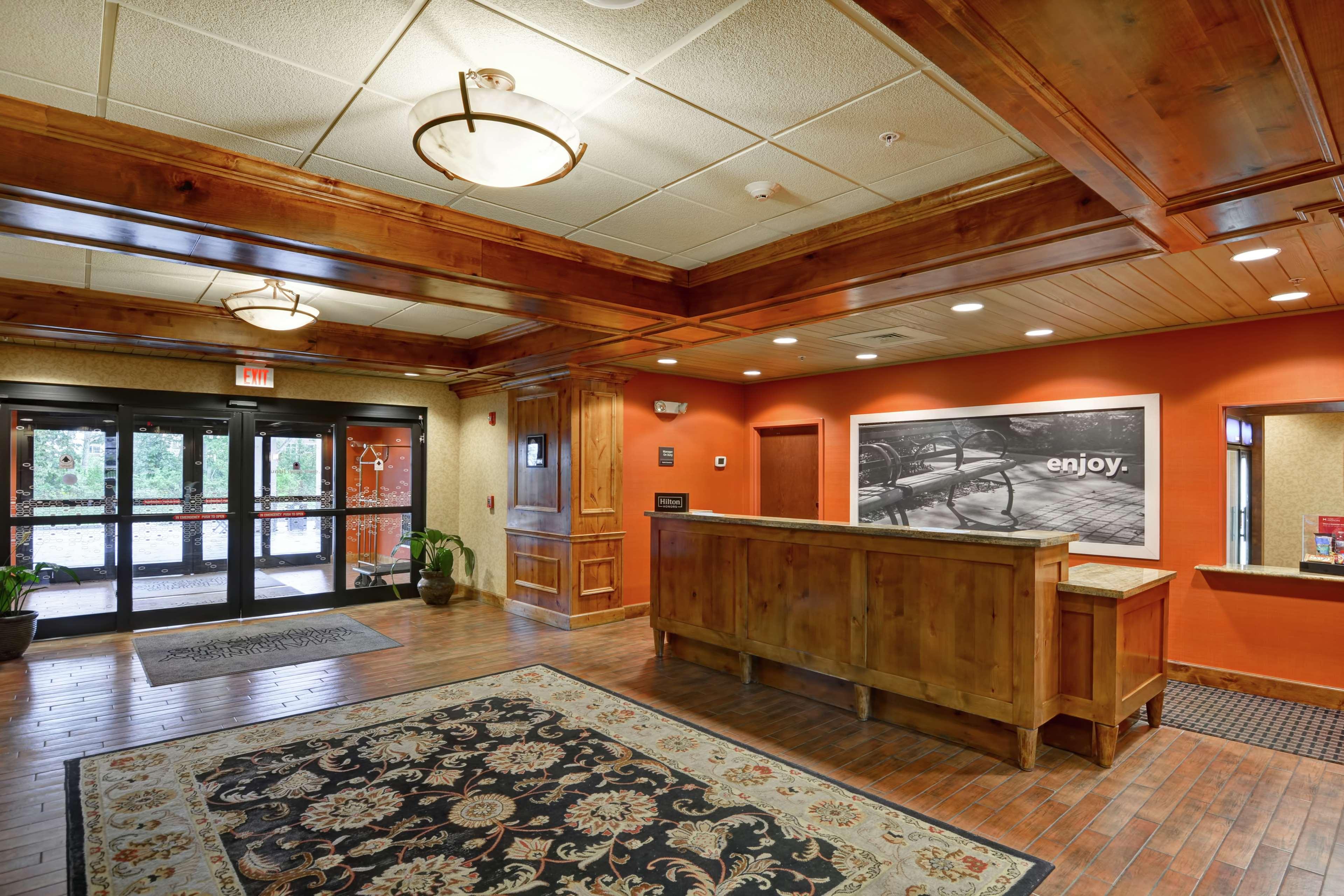 Hampton Inn And Suites New Hartford/Utica Extérieur photo