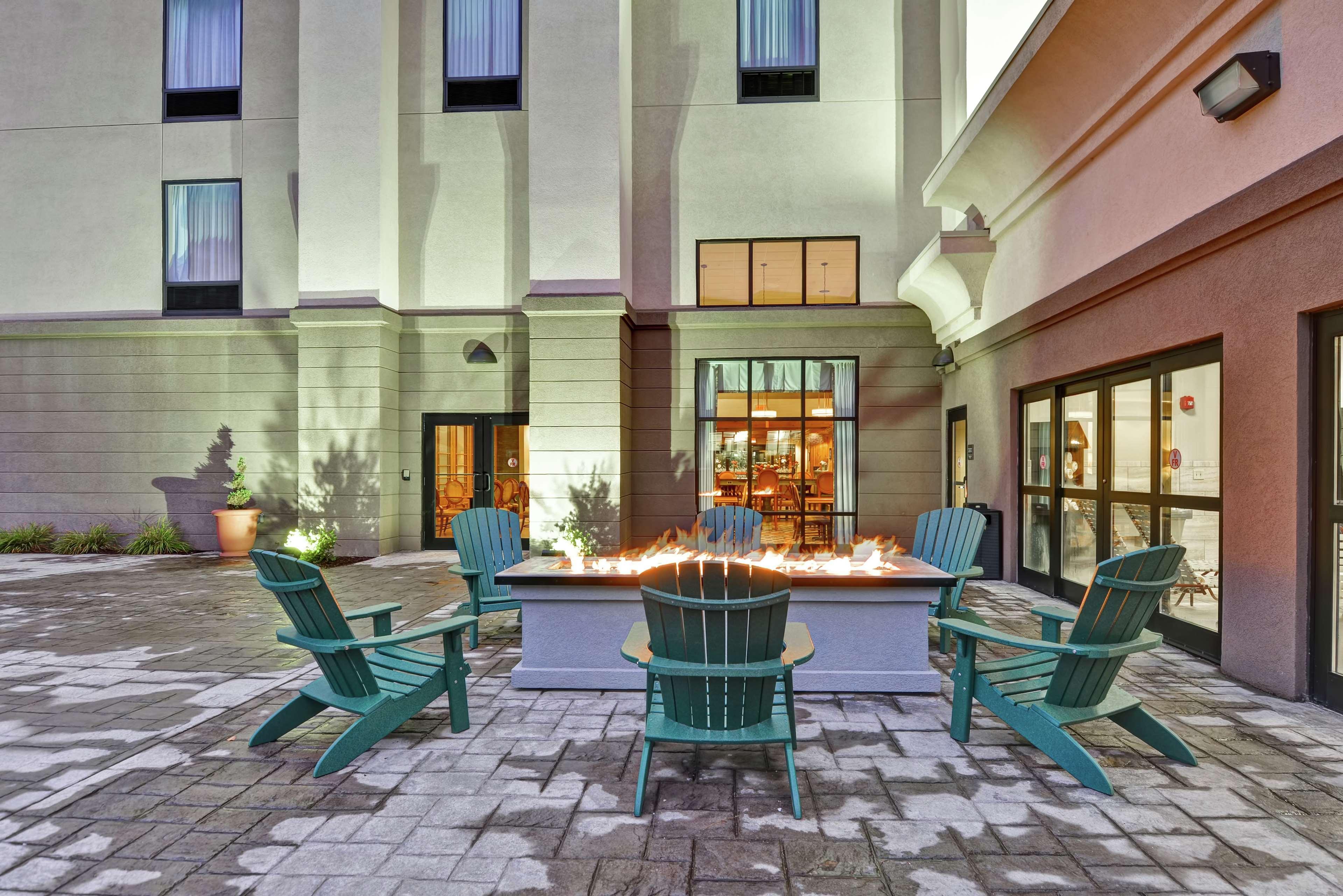 Hampton Inn And Suites New Hartford/Utica Extérieur photo