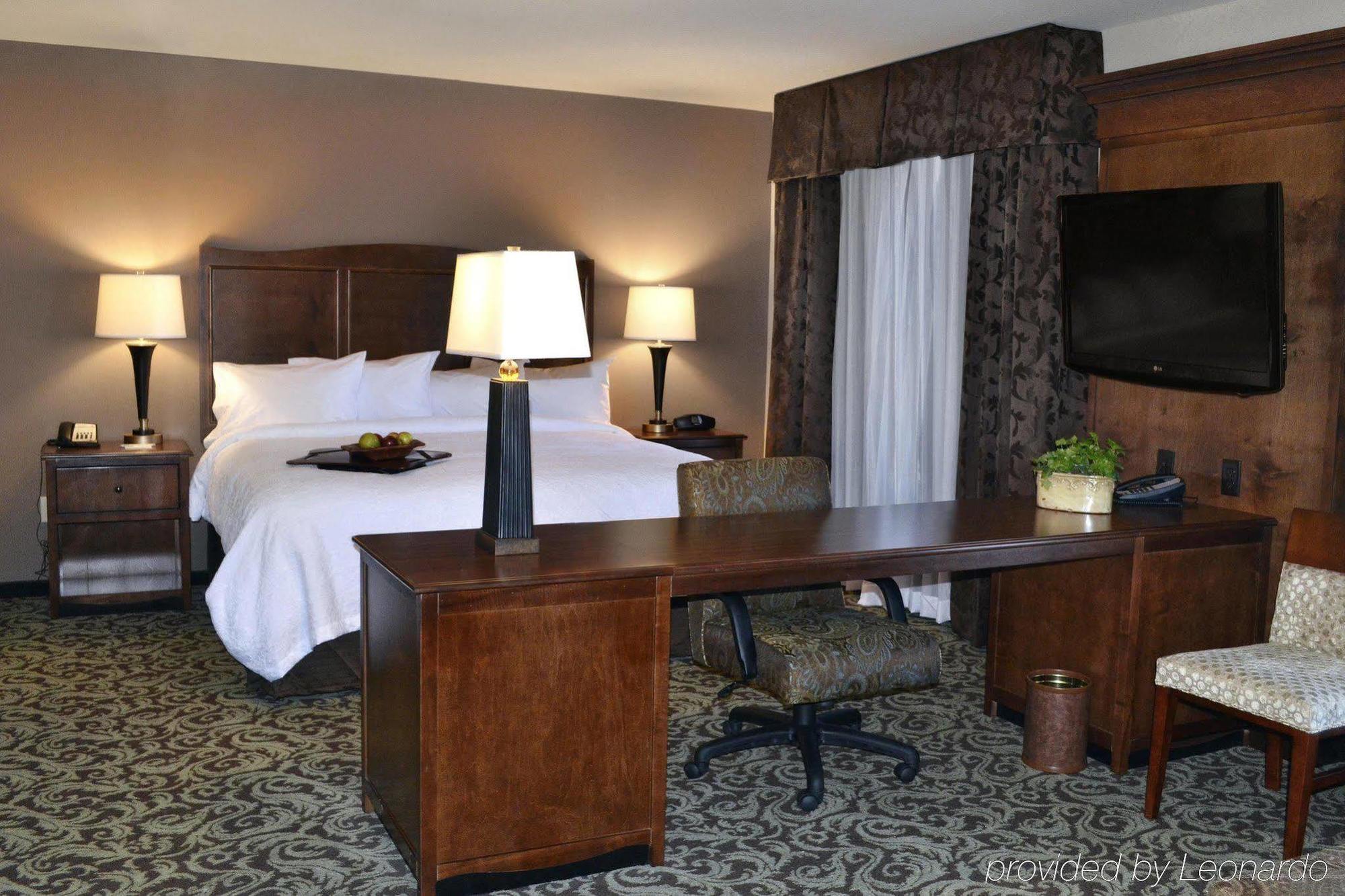 Hampton Inn And Suites New Hartford/Utica Extérieur photo